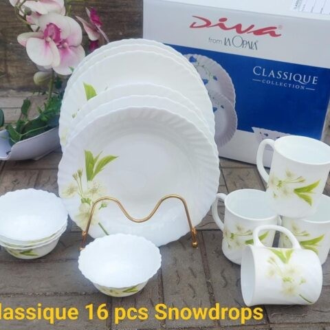 16 Pcs Classic Dinner Set – Porcelain Tableware Collection